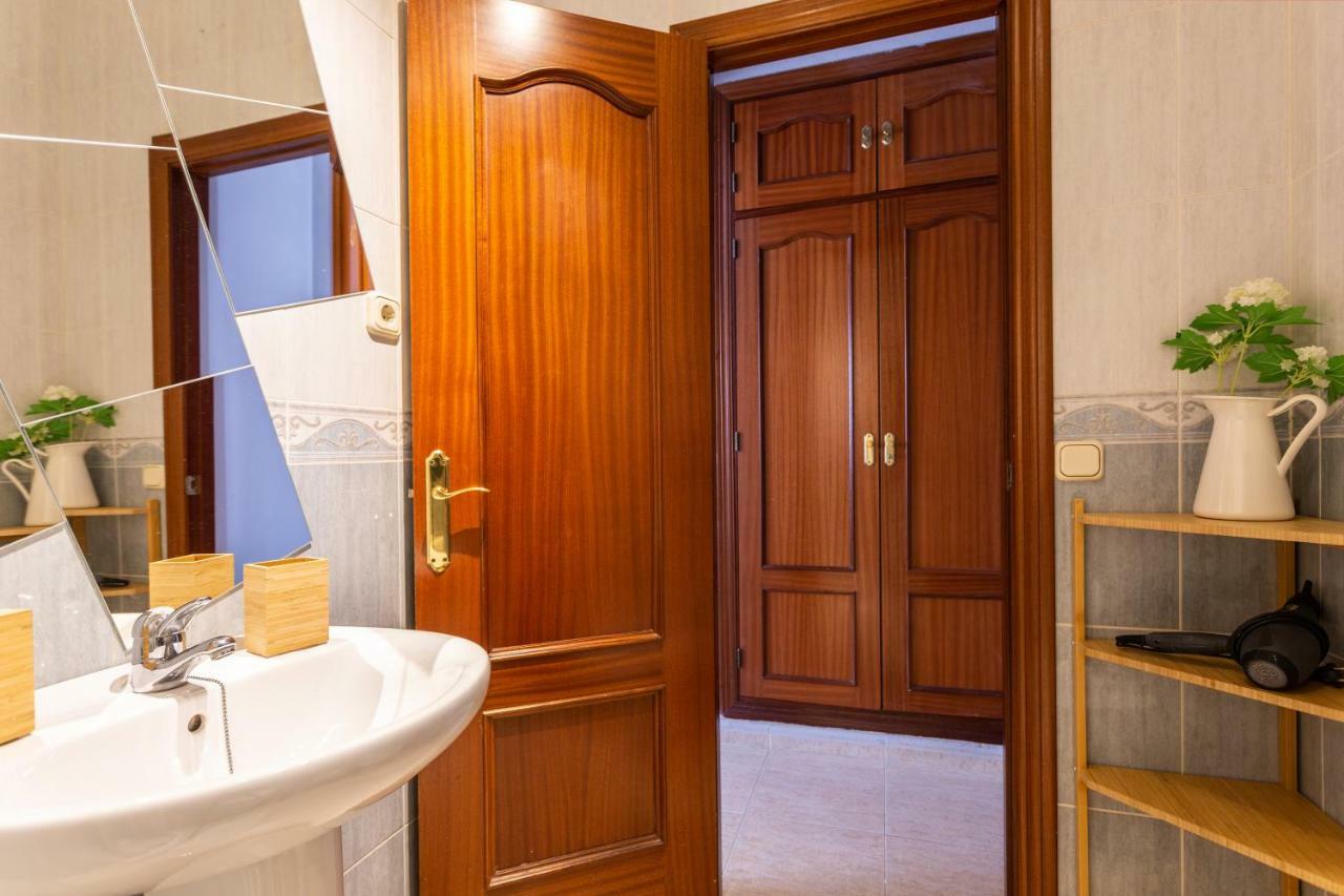 Serva La Bari Shared Apartment Séville Extérieur photo